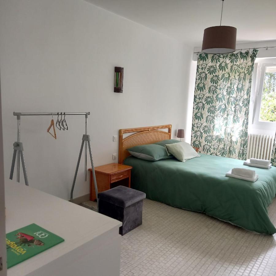 La Gisiere, Chambres D'Hotes 샬랑 외부 사진