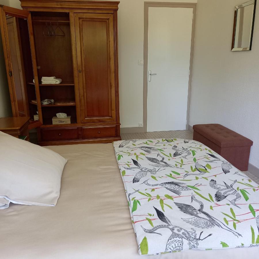 La Gisiere, Chambres D'Hotes 샬랑 외부 사진